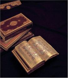 Golden Pages : Qur'ans and Other Manuscripts from the Collection of Ghassan I. Shaker